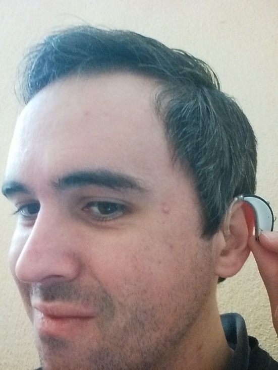 Dimitar wears Phonak Savia Art hearing aids. Thanks for showing off your 'ear,' Dimitar!