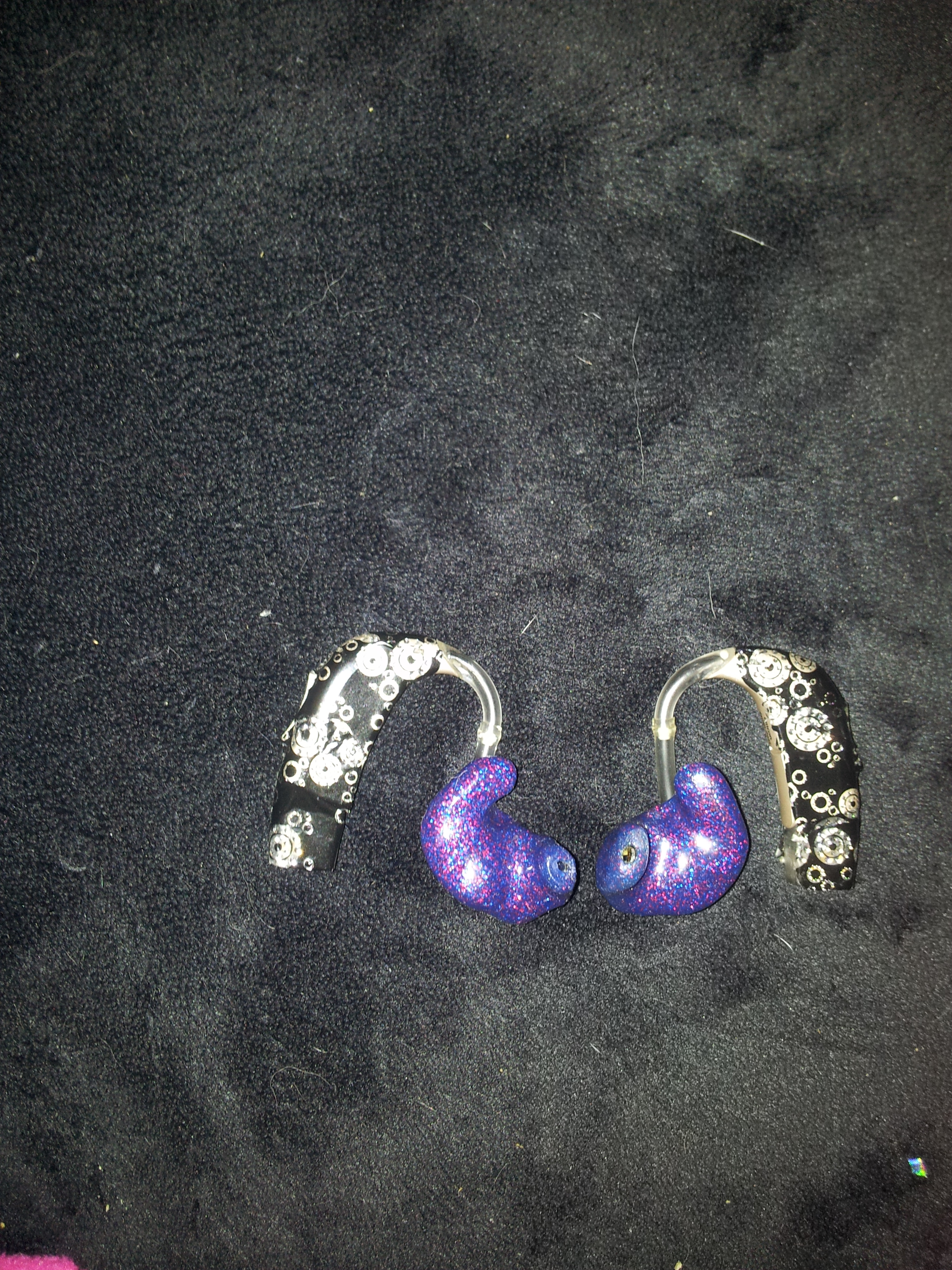 Stevie from the UK really blinged up her hearing aids for the holidays.